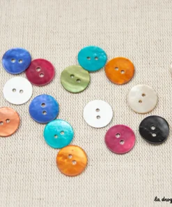 Bouton Akoya satiné rond 18 mm